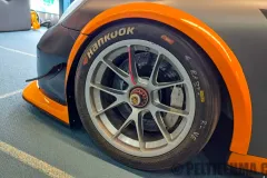 cms25_porsche-race3